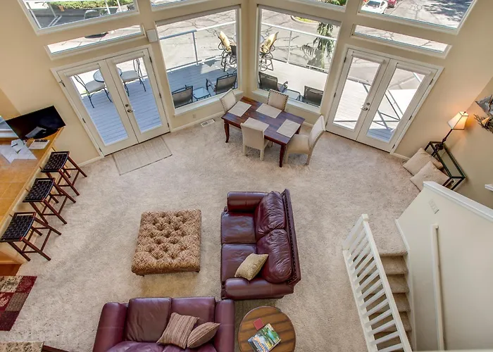 Chelan Resort Waterfront Townhouse