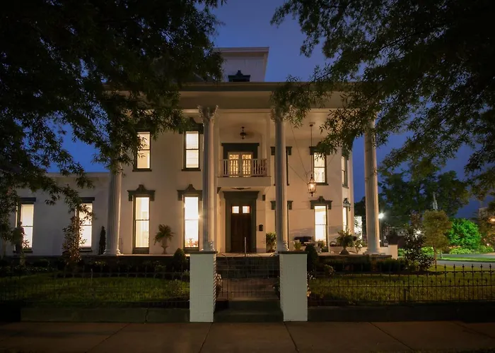 Belle Louise Historic Bed & Breakfast Paducah