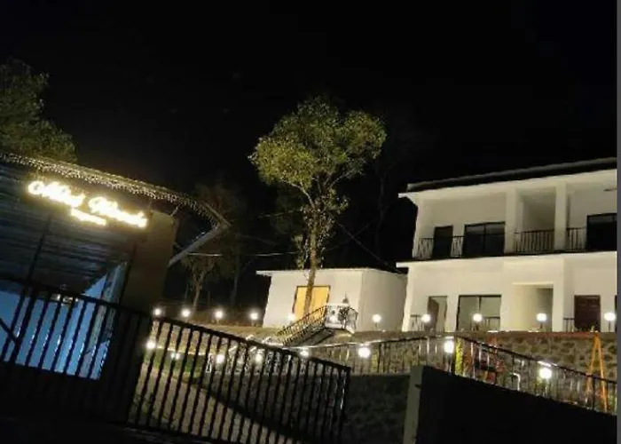 M'Woods Vagamon Hotel