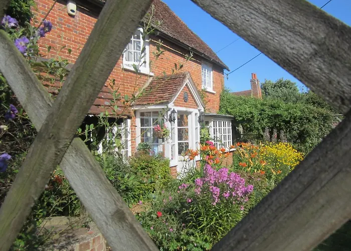 Vine Cottage Farnham 