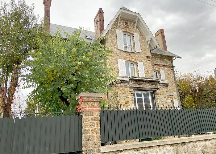 Les Chambres de LOUIS Le Chesnay 