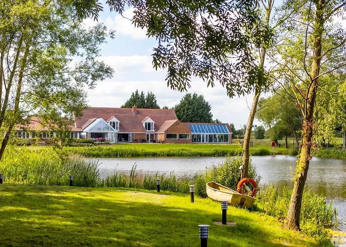 Kingfisher Hotel, Golf And Country Club Milton Keynes