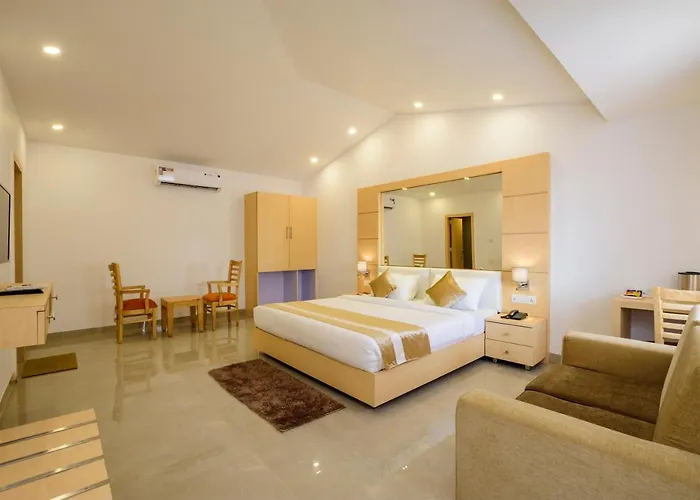 De Lagom Comforts , Comfortable Rooms With Pool & Breakfast - Near Anjuna Beach