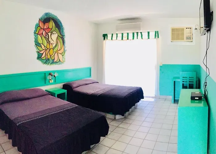 Hotel Y R.V. Park El Moro Loreto 