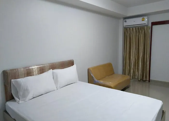 Roseate Bangkok Hotel