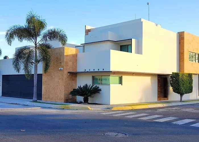 Suites Lagunas Colima