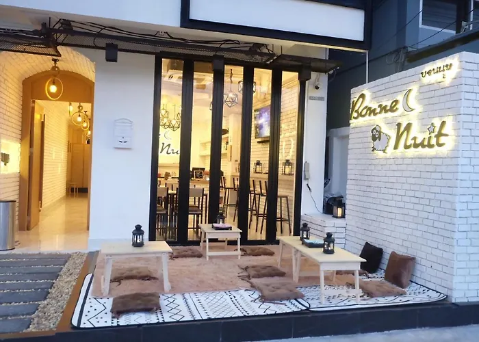 Bonne Nuit Hotel, หัวหิน