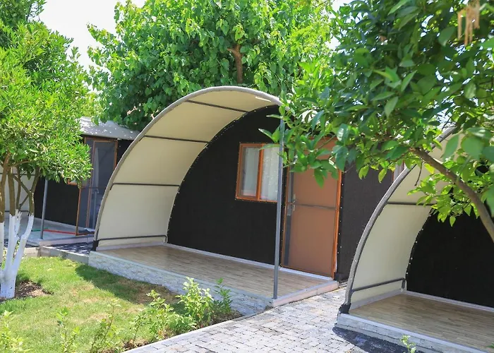 Merry Bungalow & Tent Çıralı