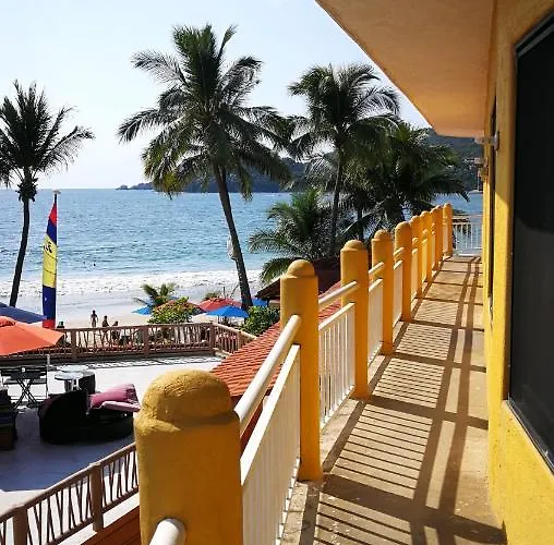 Hotel Pie de Playa la Ropa Zihuatanejo
