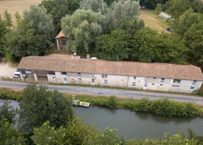 Relais de la Venise verte Coulon