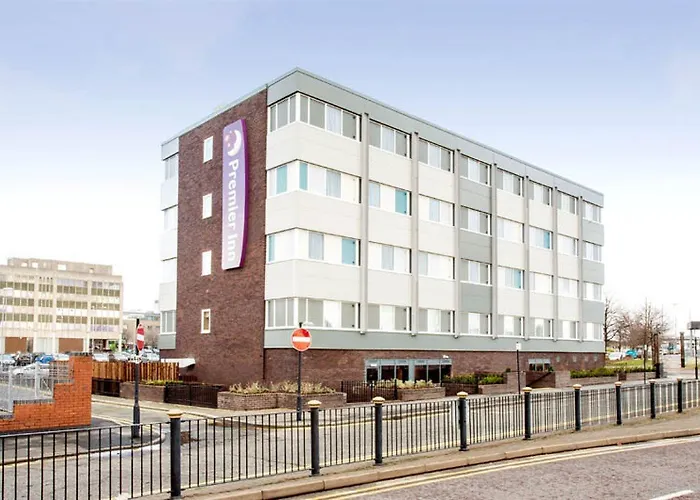 Premier Inn Premier Inn Birkenhead Town Centre