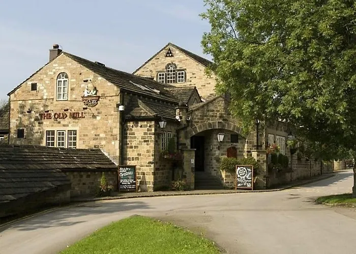 Premier Inn Premier Inn Huddersfield North