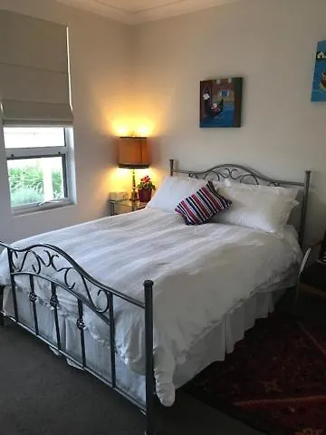 Not Quite The Ritz Bed & Breakfast Adelaide