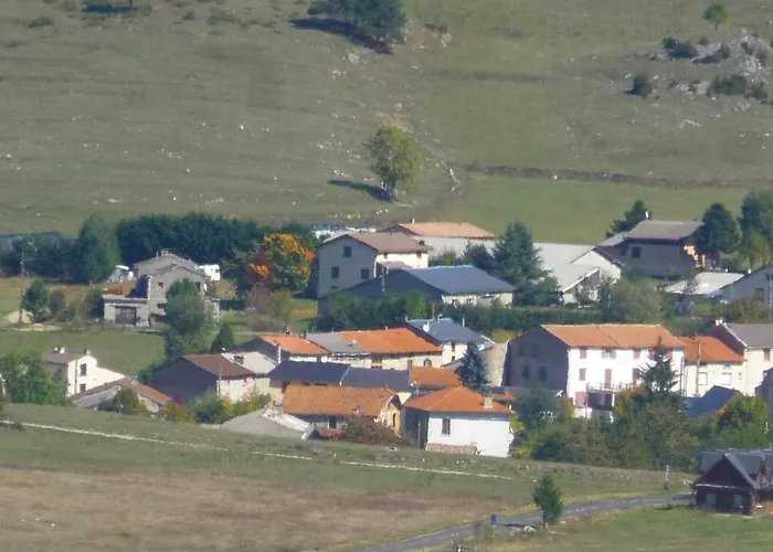 Bed and Breakfast la Chaumine aux étoiles à Camurac