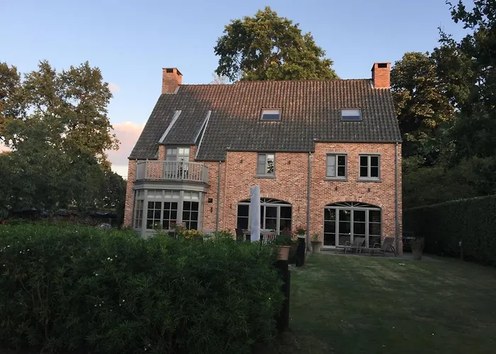 Bed And Breakfast Bobilou Kalmthout