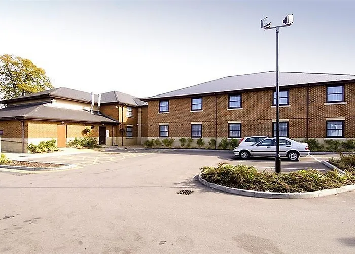 Premier Inn Premier Inn Bracknell Central