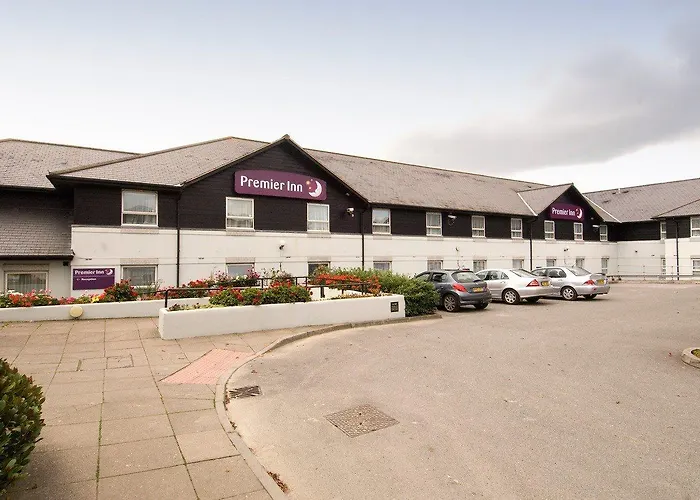 Premier Inn Premier Inn Truro