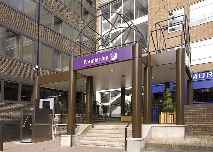 Premier Inn Premier Inn Brentwood