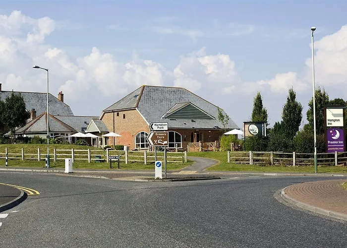 Premier Inn Premier Inn Salisbury North Bishopdown