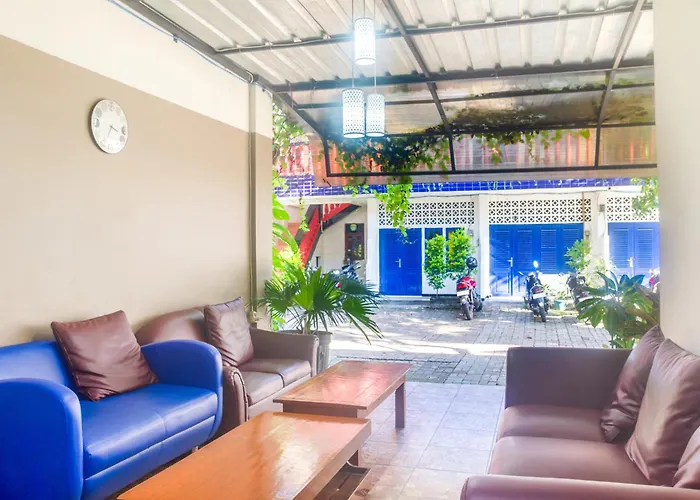 Urbanview Hotel Minongga Pondok Labu Jakarta