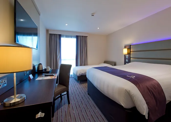 Premier Inn Premier Inn London Tolworth Kingston upon Thames 