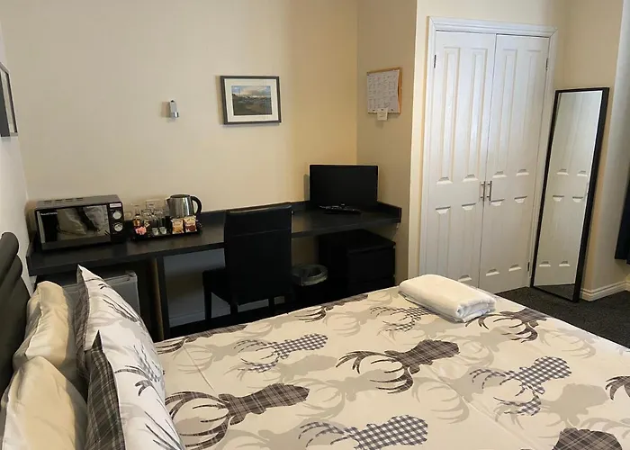Ivy Cottage-Serviced Accommodation Dyce