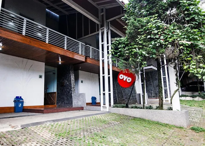 Oyo 229 Hi Quality Hotel Bandung