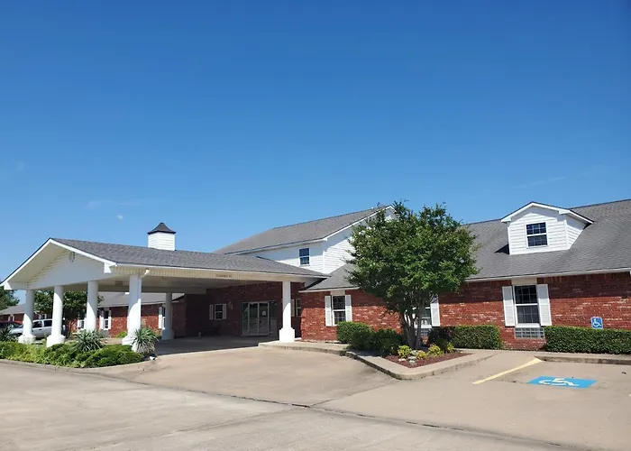 Candlelight Inn & Suites Hwy 69 Near Mcalester