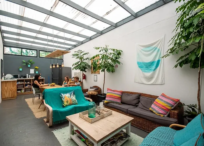 Moy Guesthouse & Backpackers Cape Town