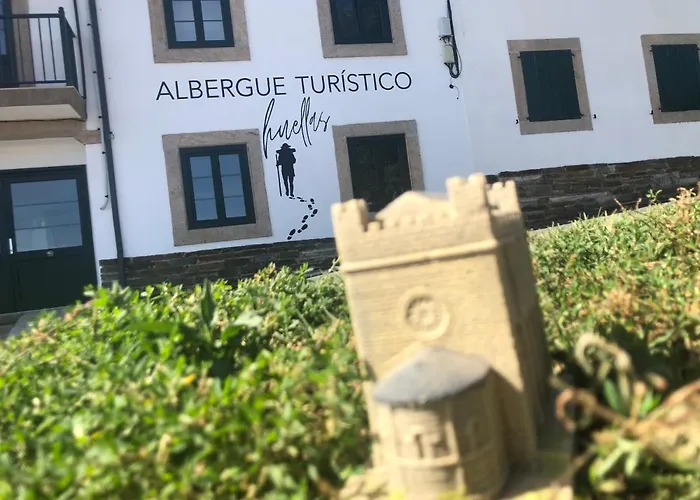 Huellas Albergue-Turístico Portomarín
