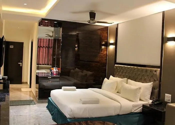 Hotel Aman Palace New Delhi