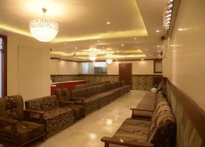 Hotel Le Cypress Bareilly