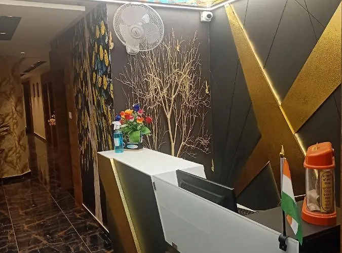 Hotel Lords In Ahmedabad