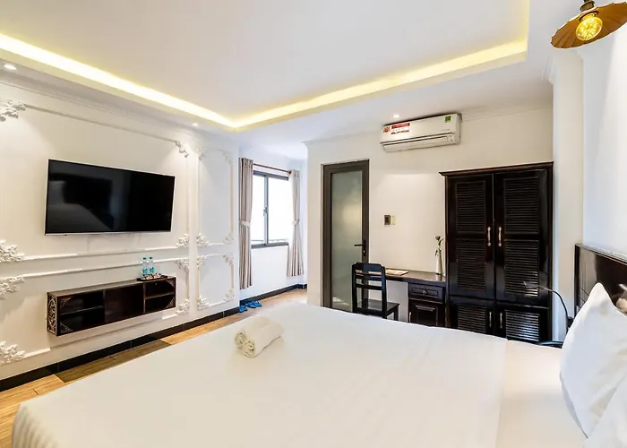 Lotus Laverne Hotel Ho Chi Minh City