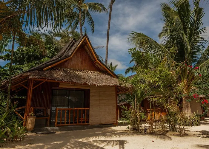 Amihan Beach Cabanas Santa Fe 