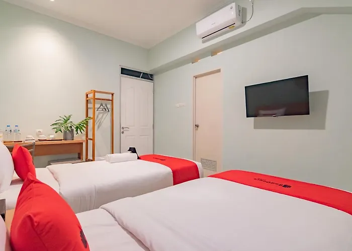 Reddoorz Plus @ Bagusrangin Street Bandung