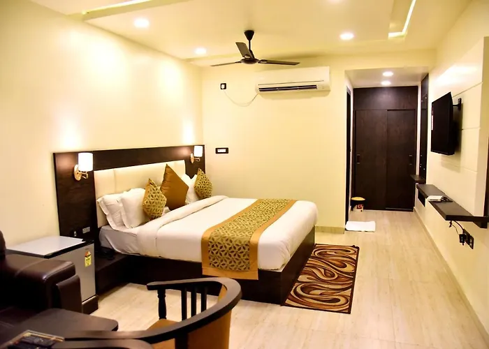 Hotel Vinayak Lucknow