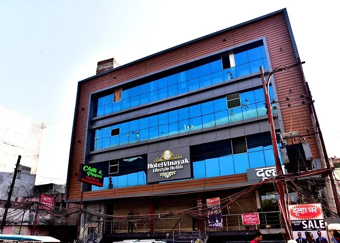 Hotel Vinayak Lucknow