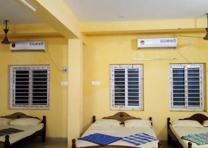 Lakshmi Illam Hotel Tirukkadaiyur