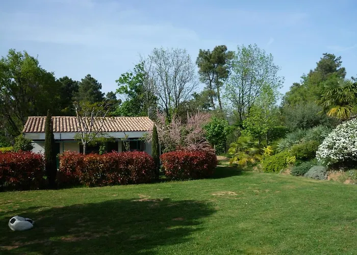 Bed and breakfast Domaine Du Planas Ailhon Ardeche