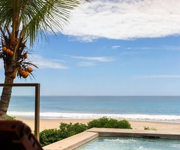 Arennas Mancora Hotel