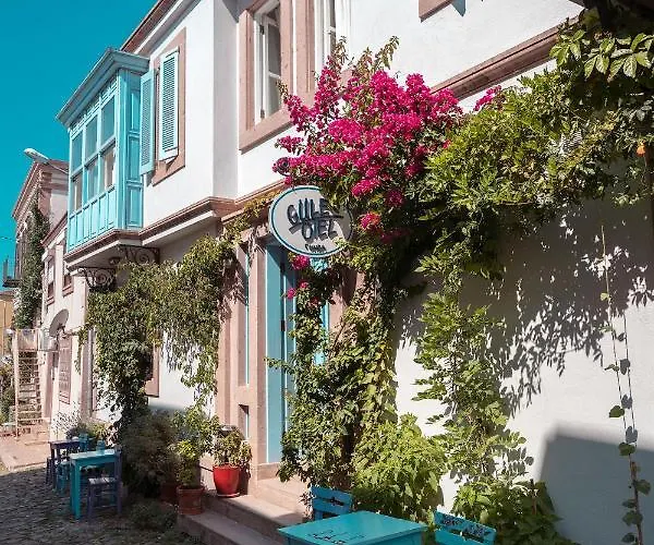 Gule Cunda Otel Ayvalı