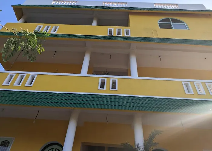 Blue Moon Guest House Mahabalipuram