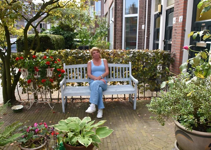 Bed & Breakfast Leonie Den Haag