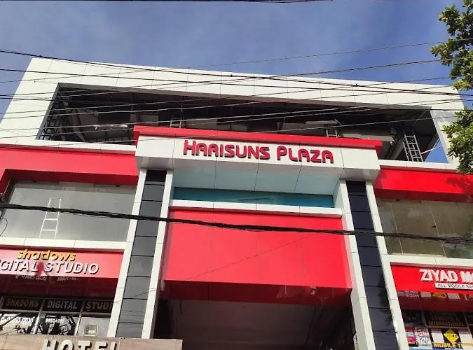 Harisuns Plaza Hotel Attingal