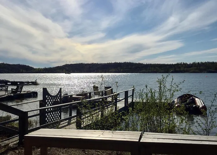 Great Slave Lakeside Bed & Breakfast Yellowknife