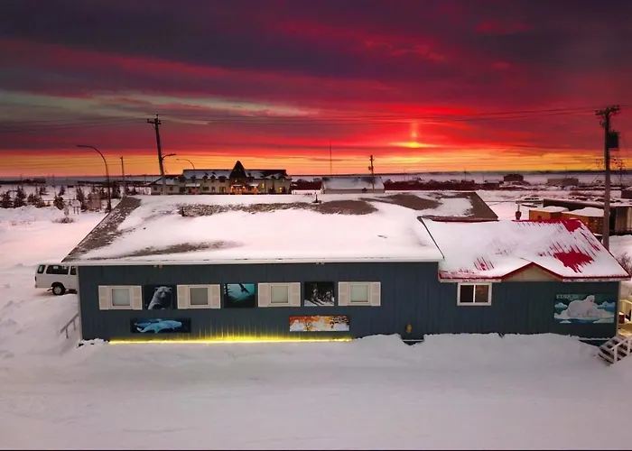 Iceberg Inn Churchill
