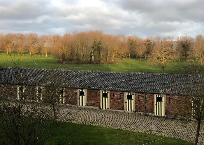 B&B Kasteelhoeve de Tornaco Borgloon