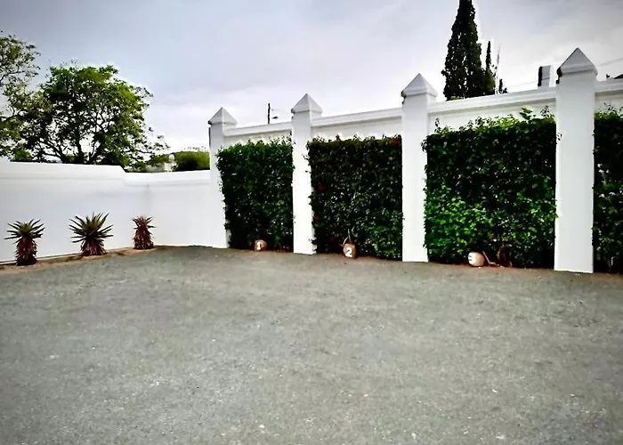 De Graaff Manor Hotel