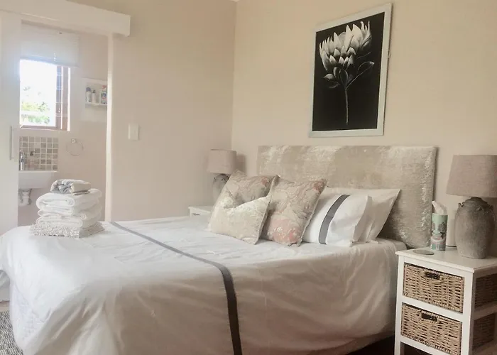 Mountain Peaks Garden Guest Suite Hout Bay